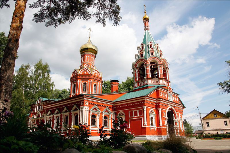Файл:Знаменский храм в Красногорске.jpg
