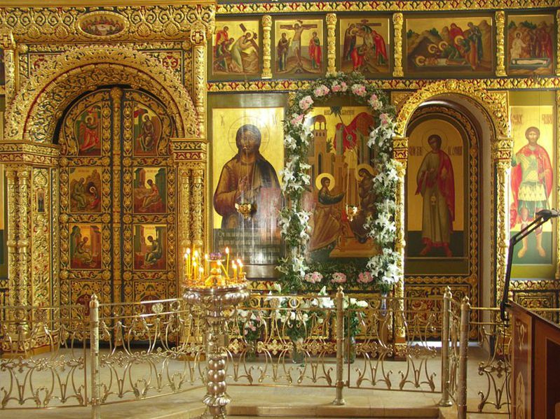 Файл:Внутреннее убранство Благовещенской церкви.jpg