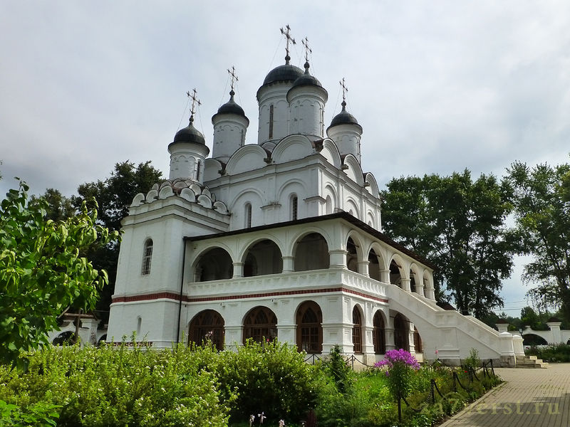 Файл:Церковь Преображения.jpg